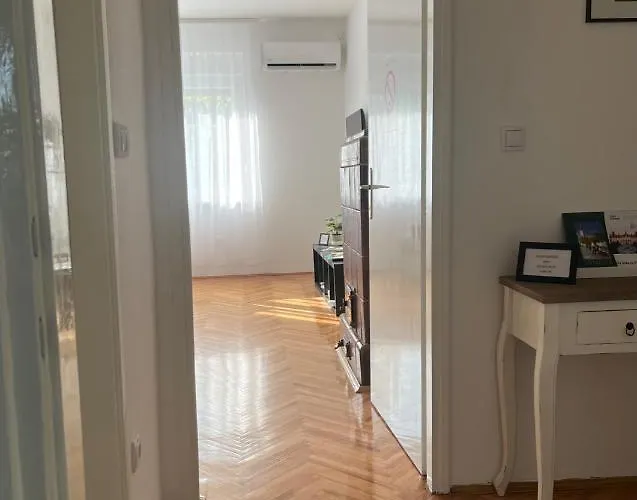 Lala アパート ソンボル